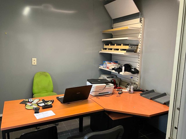 Inhoud bureau 1 - afbeelding 1 van  9