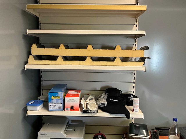 Inhoud bureau 1 - afbeelding 4 van  9