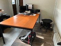 Inhoud bureau 2 - afbeelding 1 van  4