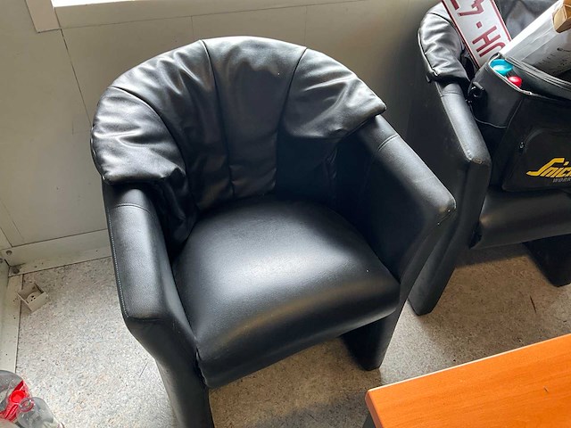 Inhoud bureau 2 - afbeelding 3 van  4