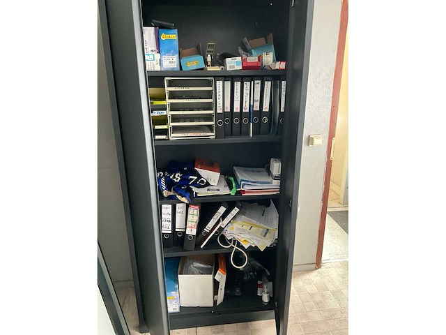 Inhoud bureau 3 - afbeelding 5 van  5