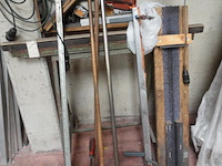 Inhoud bureau atelier - afbeelding 11 van  20