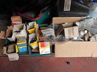 Inhoud bureau atelier - afbeelding 15 van  20