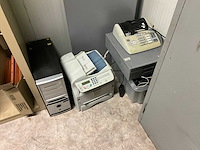 Inhoud bureau op eerste verdiep - afbeelding 4 van  5