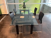 Inhoud bureau ruimte (eerste verdiep) - afbeelding 2 van  6