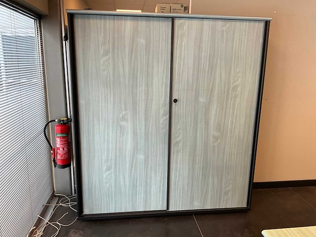 Inhoud bureau ruimte (eerste verdiep) - afbeelding 6 van  6