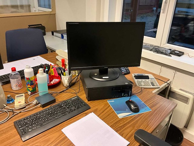 Inhoud bureau - afbeelding 3 van  21