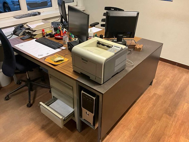 Inhoud bureau - afbeelding 15 van  21