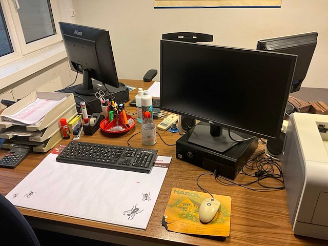 Inhoud bureau - afbeelding 20 van  21