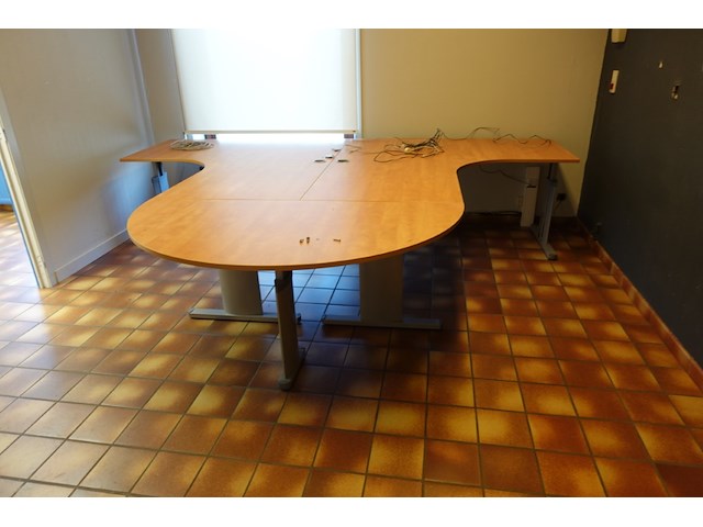 Inhoud bureau - afbeelding 1 van  4