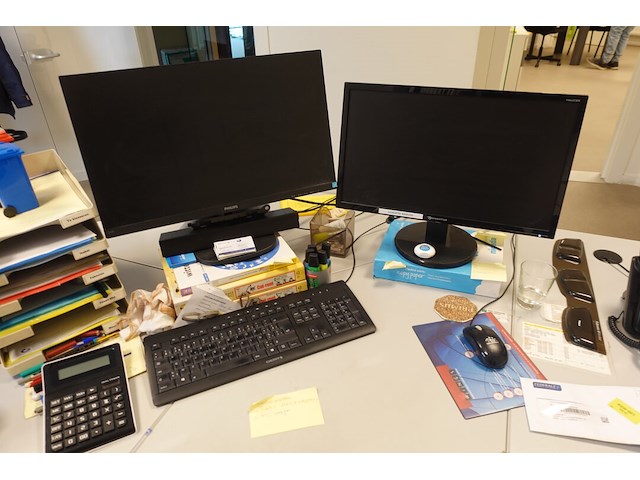 Inhoud bureau - afbeelding 11 van  12