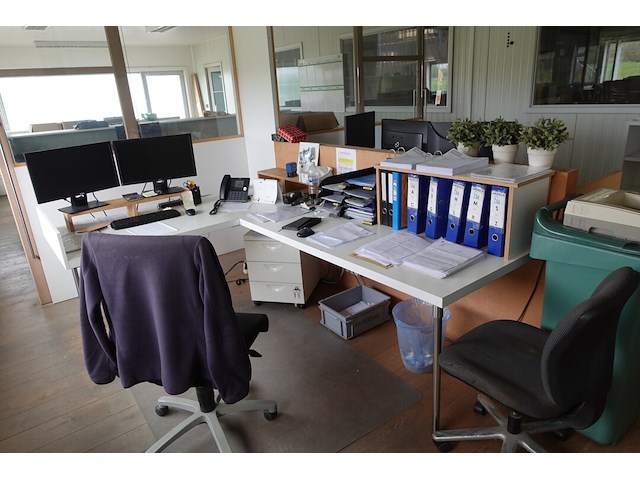 Inhoud bureau - afbeelding 12 van  12