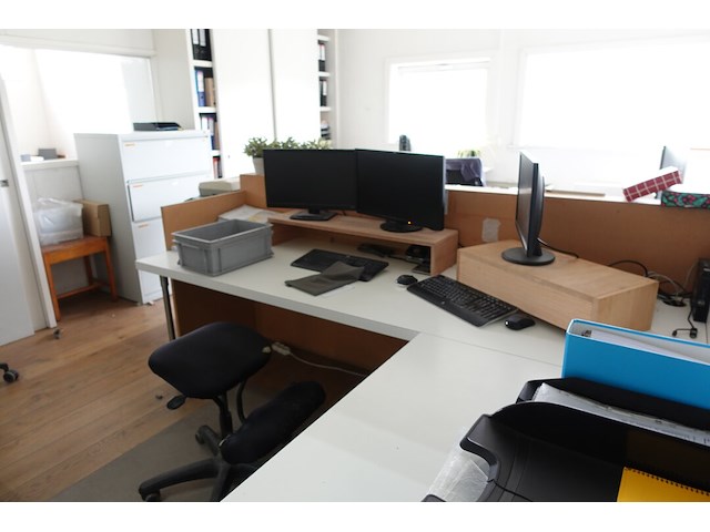 Inhoud bureau - afbeelding 9 van  12