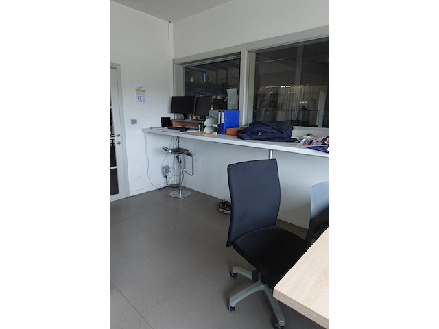 Inhoud bureau - afbeelding 4 van  7