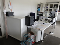 Inhoud bureau - afbeelding 7 van  7