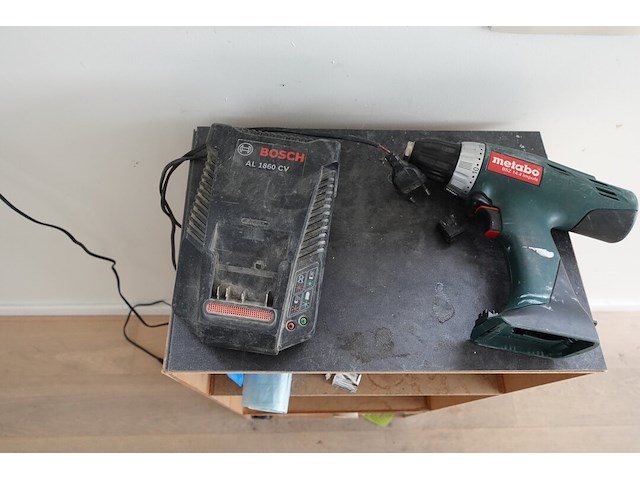 Inhoud bureau - afbeelding 12 van  13