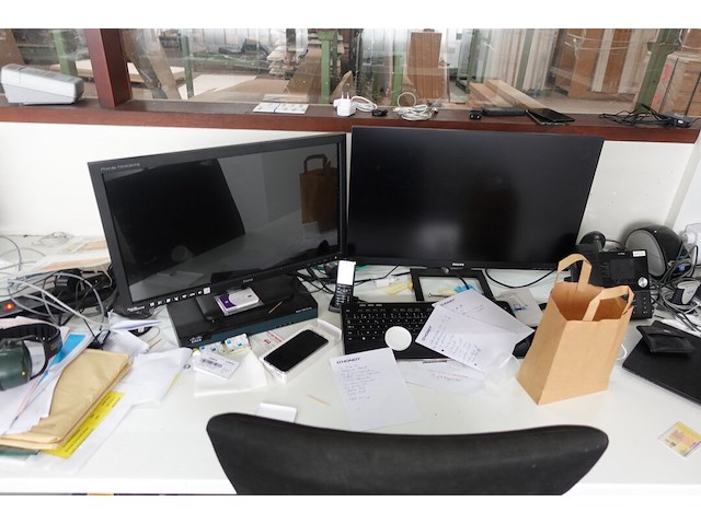 Inhoud bureau - afbeelding 2 van  25