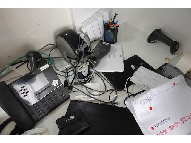 Inhoud bureau - afbeelding 3 van  25