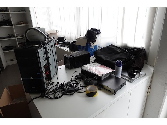 Inhoud bureau - afbeelding 9 van  25