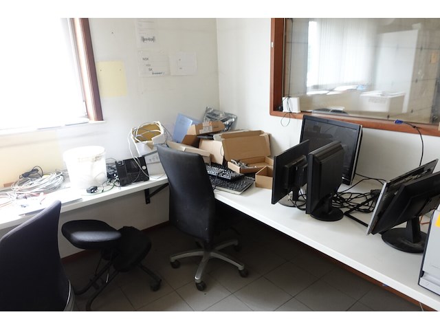 Inhoud bureau - afbeelding 12 van  25