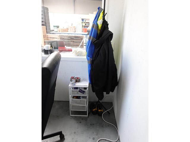 Inhoud bureau - afbeelding 11 van  11