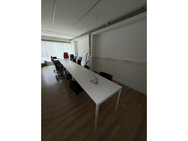 Inhoud bureau - afbeelding 2 van  9
