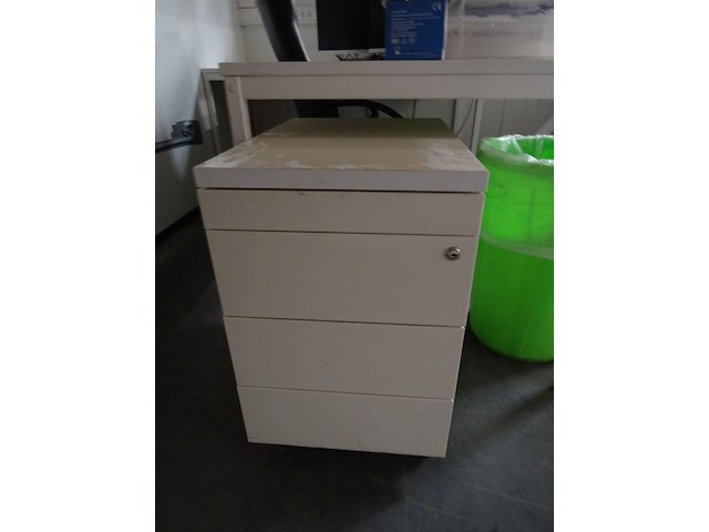 Inhoud bureau - afbeelding 7 van  10