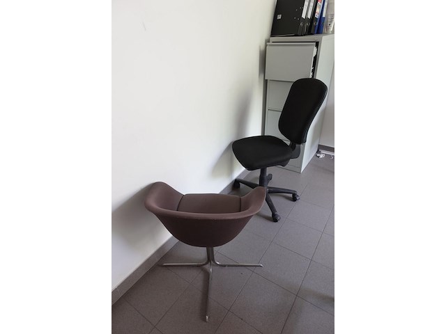 Inhoud bureau - afbeelding 2 van  6