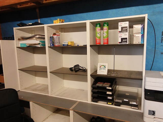 Inhoud bureau - afbeelding 5 van  6