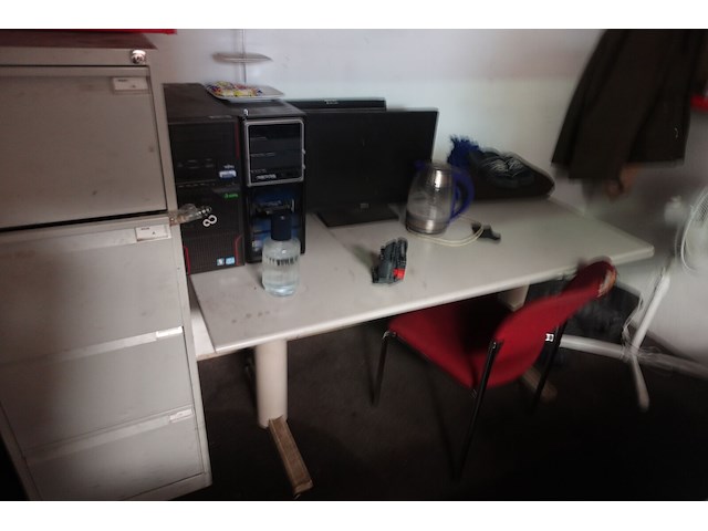 Inhoud bureau - afbeelding 1 van  14