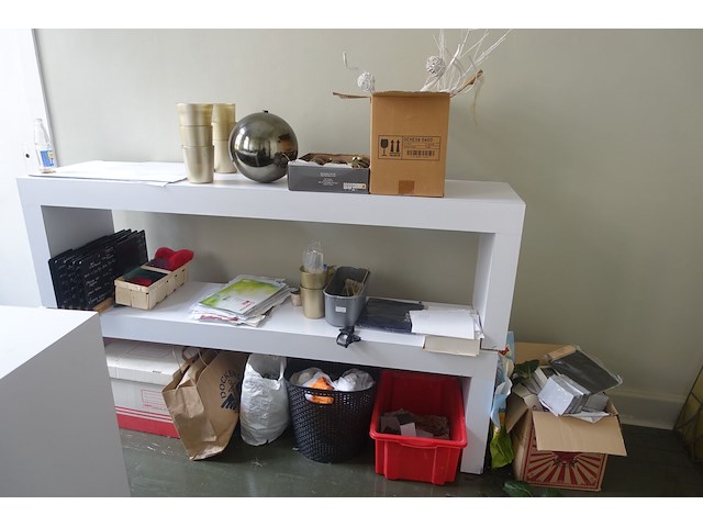 Inhoud bureau - afbeelding 2 van  8