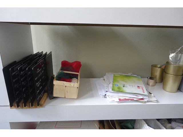 Inhoud bureau - afbeelding 4 van  8