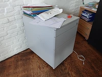 Inhoud bureau - afbeelding 8 van  10