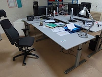 Inhoud bureau - afbeelding 3 van  10