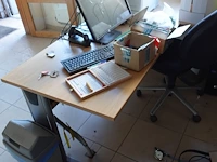 Inhoud bureau - afbeelding 6 van  10