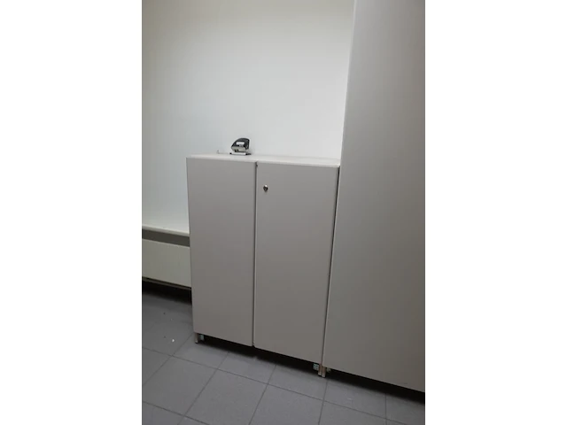 Inhoud bureau - afbeelding 9 van  10