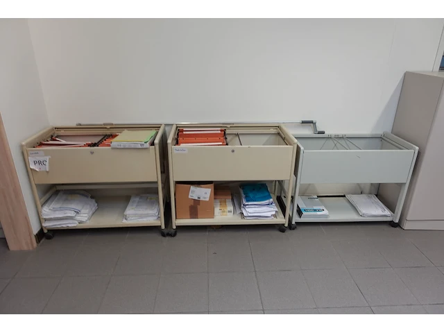 Inhoud bureau - afbeelding 10 van  10