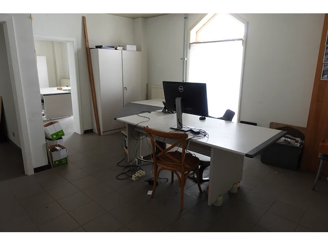 Inhoud bureau - afbeelding 1 van  8