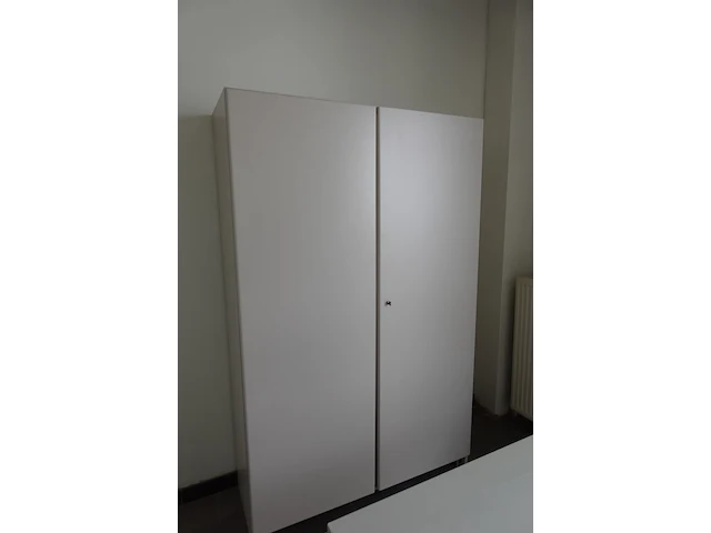 Inhoud bureau - afbeelding 8 van  8