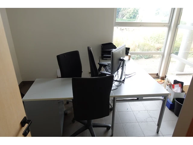Inhoud bureau - afbeelding 1 van  6
