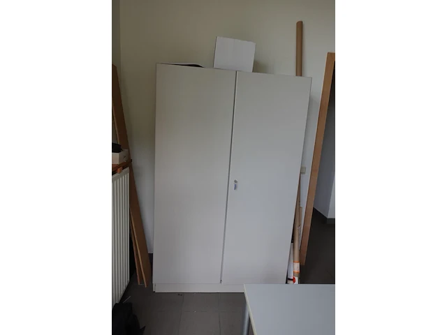 Inhoud bureau - afbeelding 4 van  6