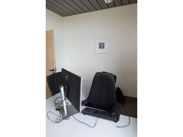 Inhoud bureau - afbeelding 5 van  6
