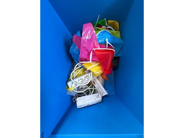 Inhoud bureaucontainer - afbeelding 4 van  18