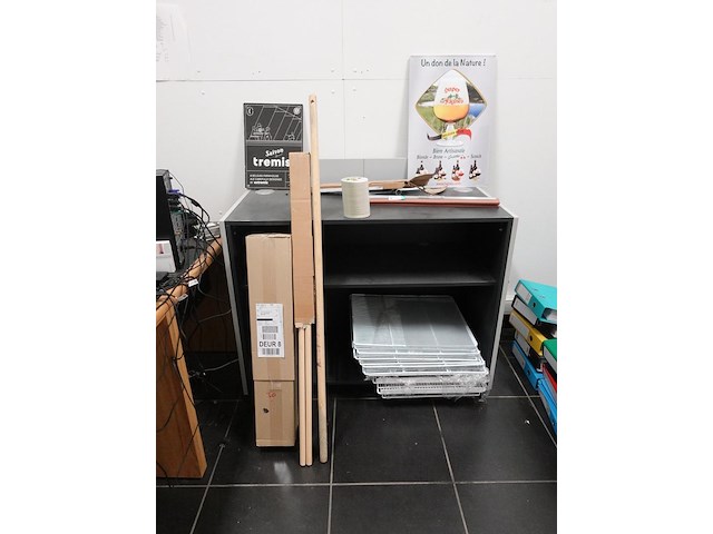 Inhoud bureauruimte - afbeelding 8 van  8