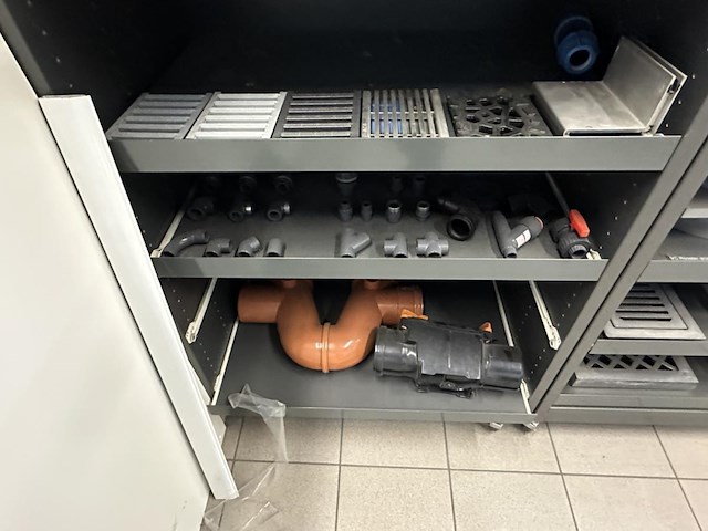 Inhoud buro-ruimte - afbeelding 8 van  9