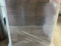 Inhoud container - haven antwerpen - afbeelding 13 van  21