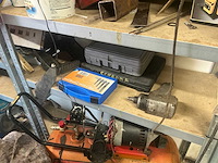 Inhoud container buiten - afbeelding 4 van  21