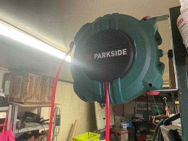 Inhoud container buiten - afbeelding 14 van  21