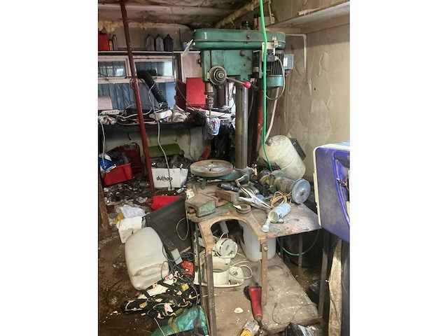 Inhoud container buiten - afbeelding 15 van  21