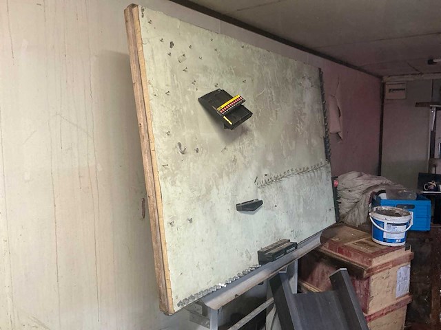 Inhoud container buiten - afbeelding 19 van  21